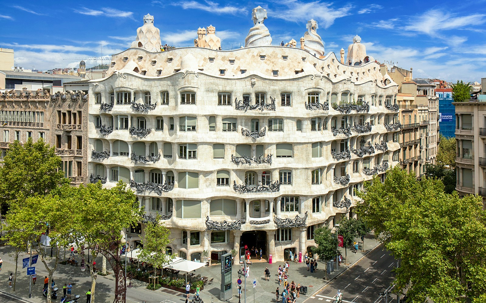La Pedrera-Casa Milà's unique facade in Barcelona, showcasing its wavy stone design.