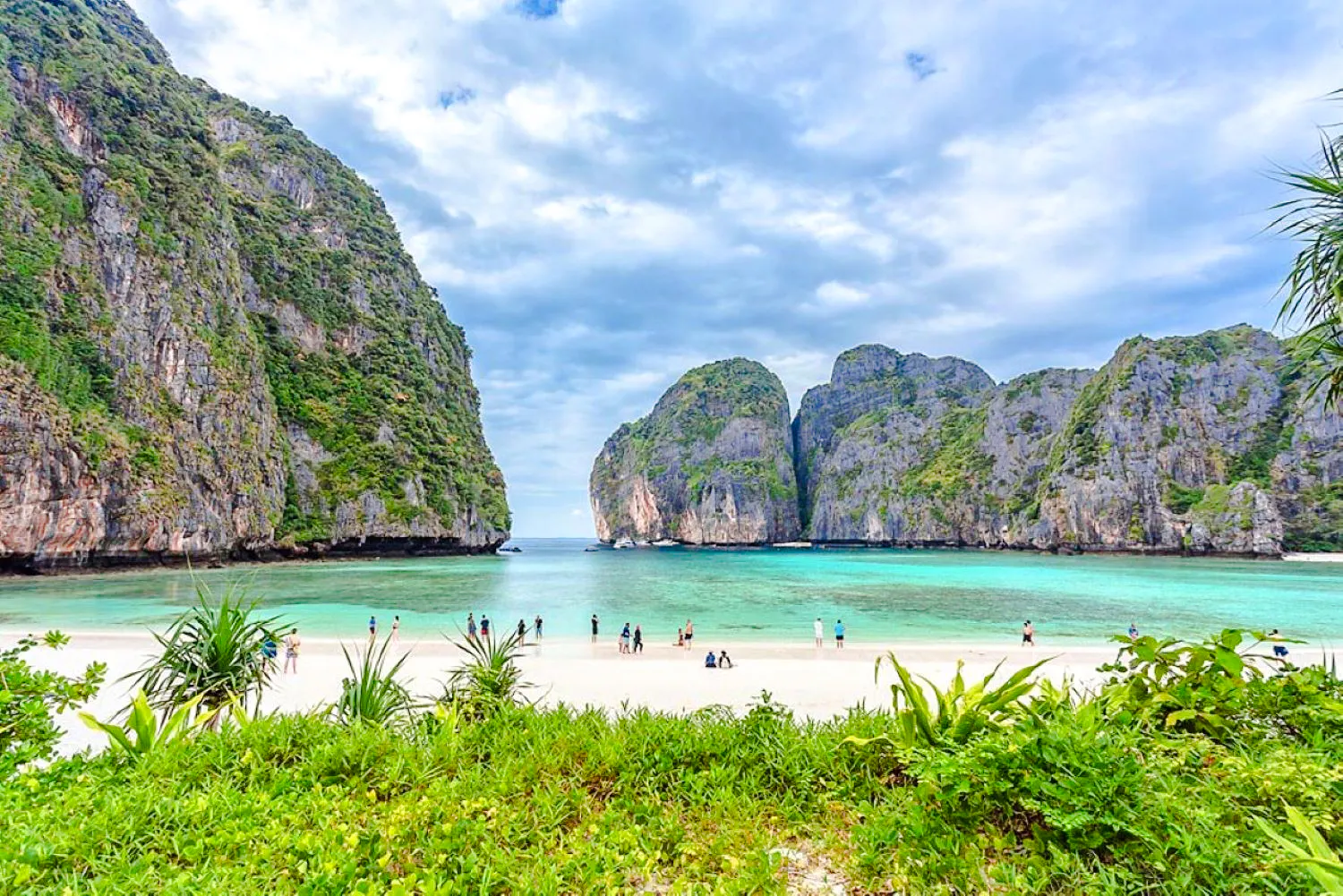 Krabi: Phi Phi Islands & 4 Islands Sunset Speedboat Tour with BBQ Dinner