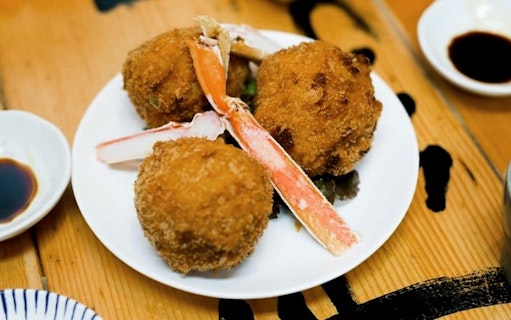 shinjuku izakaya food walking tour with 14 tastings and drinks-4
