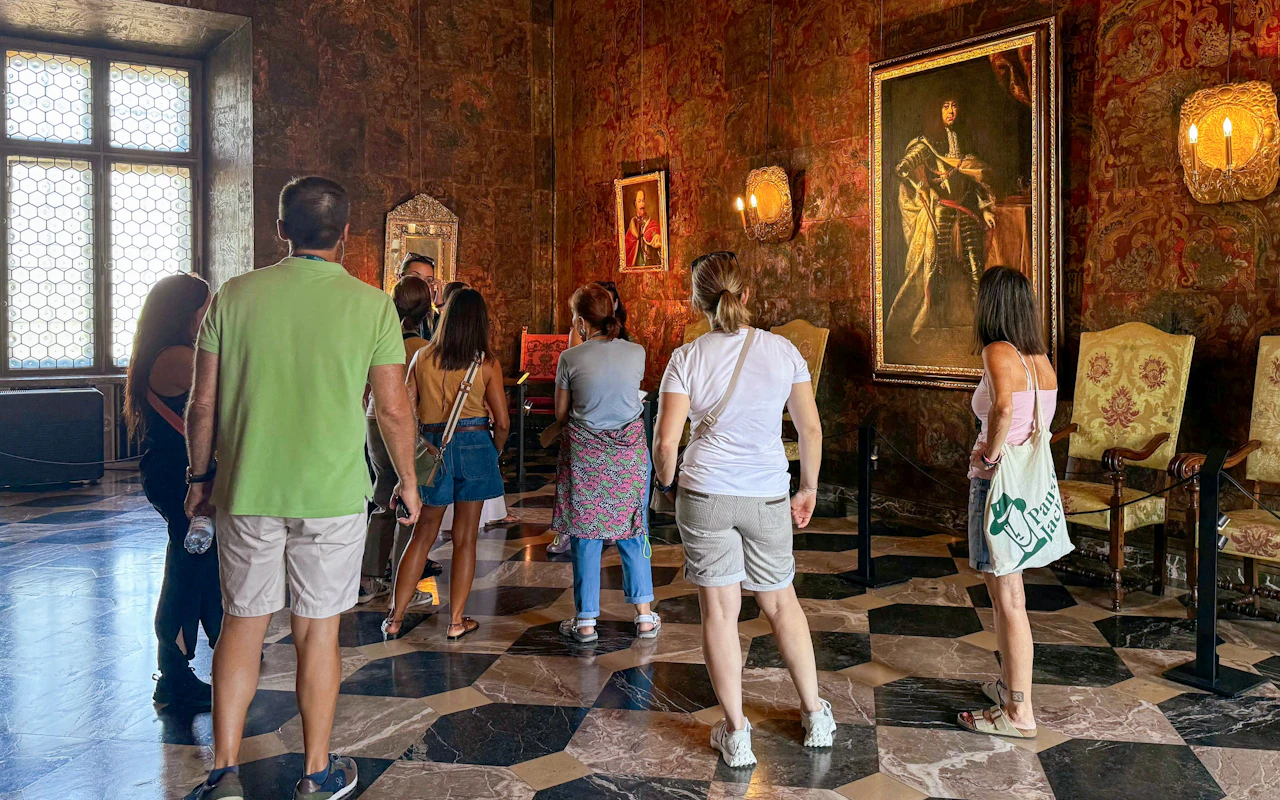 Altstadtbesichtigung mit dem Golfmobil + geführte Tour durch das Wawel-Schloss — 7
