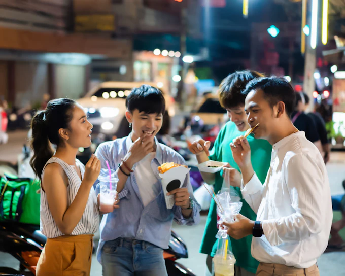 Ho Chi Minh City Street Food Walking Tour with Tastings in District 4 (Product 53053)