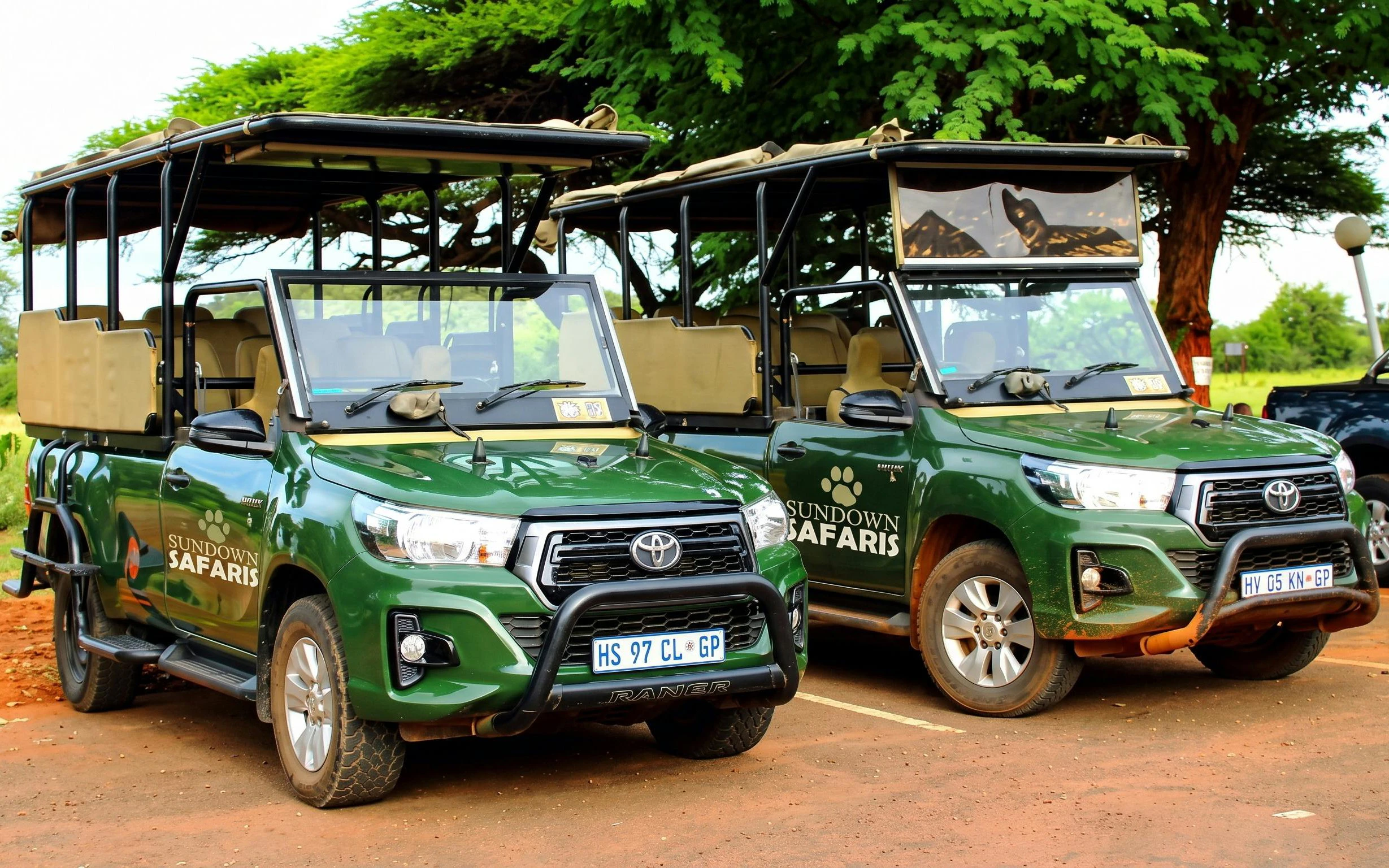 Private safari vehicle