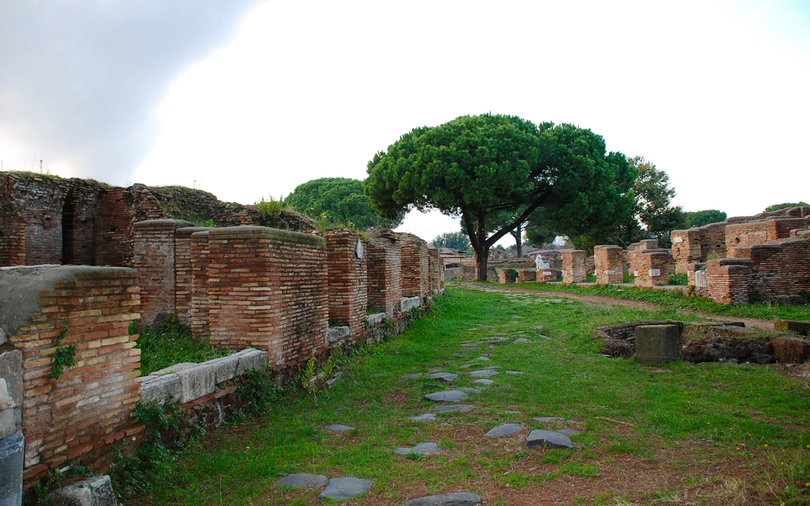 From Rome: Ostia Antica Archaeological Park Guided Tour with Train Tickets