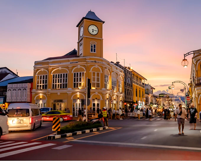Phuket Guided City Tour with Hotel Transfers