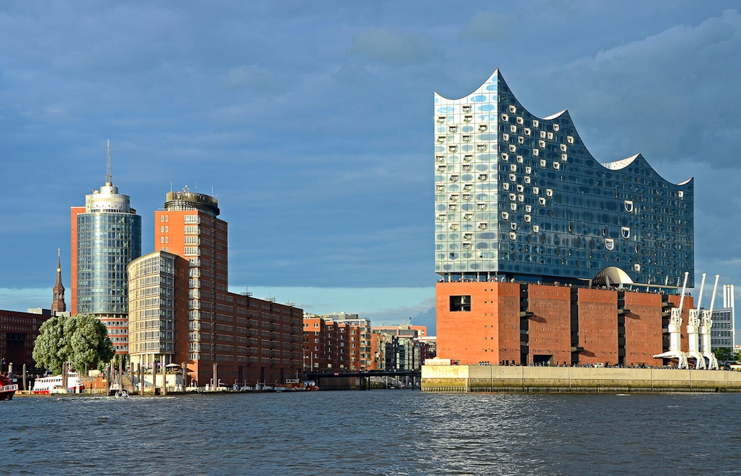 Hamburg Harbor Cruises