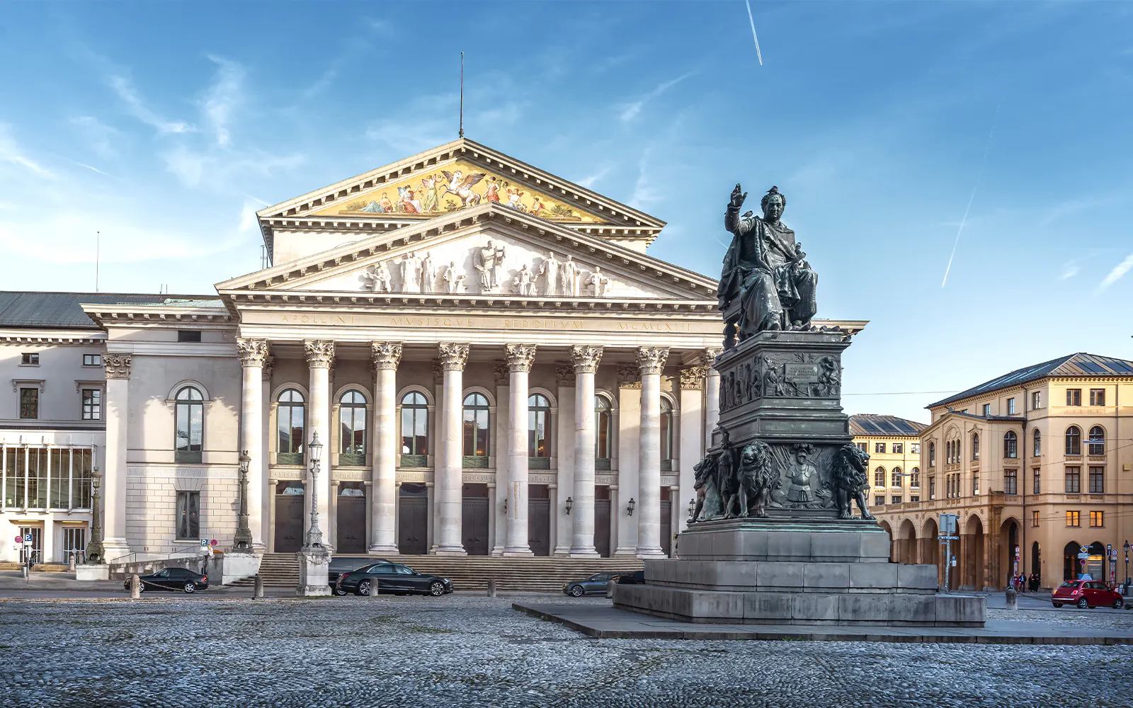 Max-Joseph-Platz (Nationaltheater / Oper)