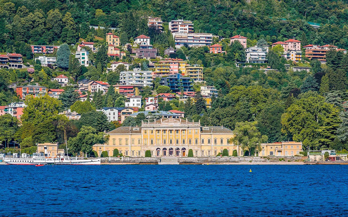 public boat tour of lake como with captain-8 public boat tour of lake como with captain-8