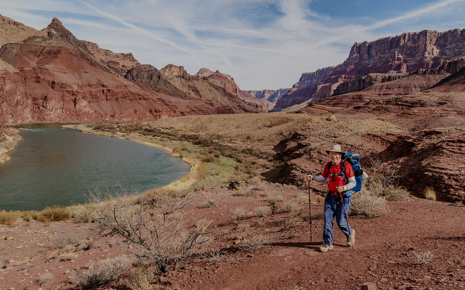 Hikers on Beamer Trail in Grand Canyon National Park, Arizona, with scenic canyon views.