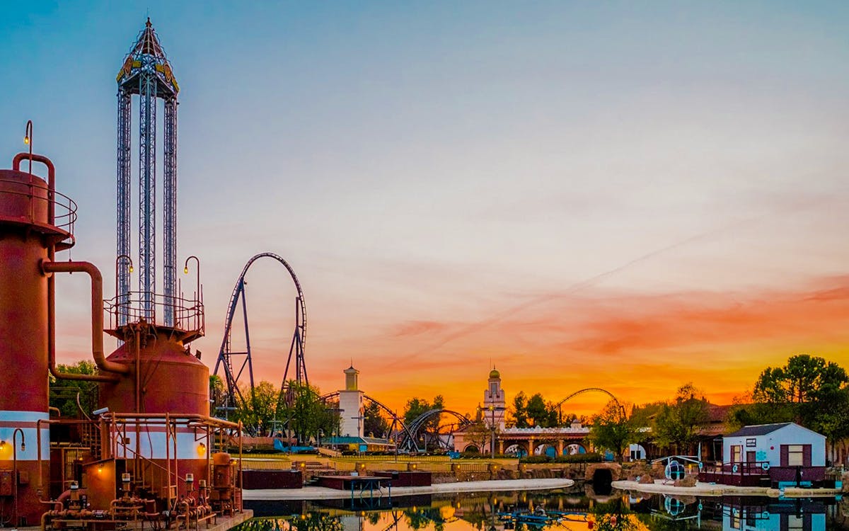 full-day trip to parque warner with round-trip transfers from madrid-8 full-day trip to parque warner with round-trip transfers from madrid-8