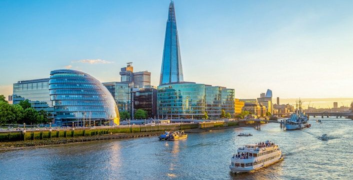 Cruise in Thames river, London