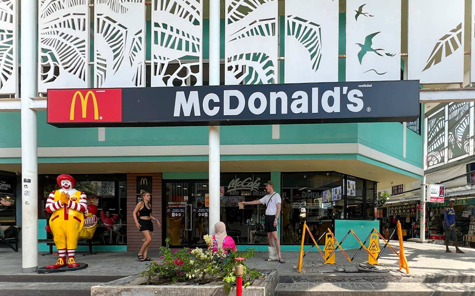 McDonald's, Tonsai Pier