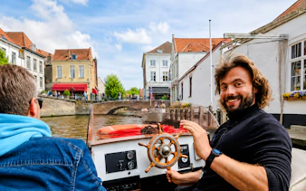 rundgang in brügge in kleingruppe mit kanalfahrt und verkostung belgischer pralinen-7
