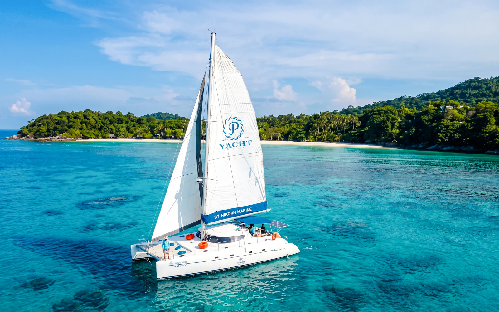 Phuket: Coral Island Sunset Catamaran Cruise with Dinner and Hotel Transfers (Product 54133)