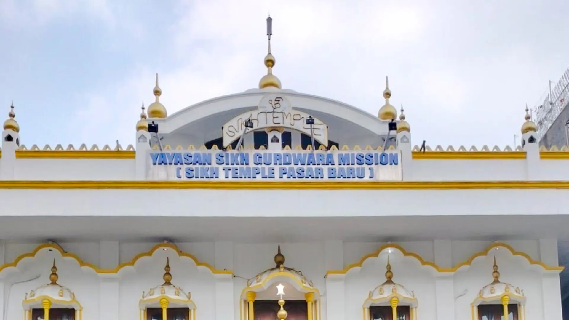 Sikh Temple Pasar Baru facade in Jakarta, part of the cultural journey tour.