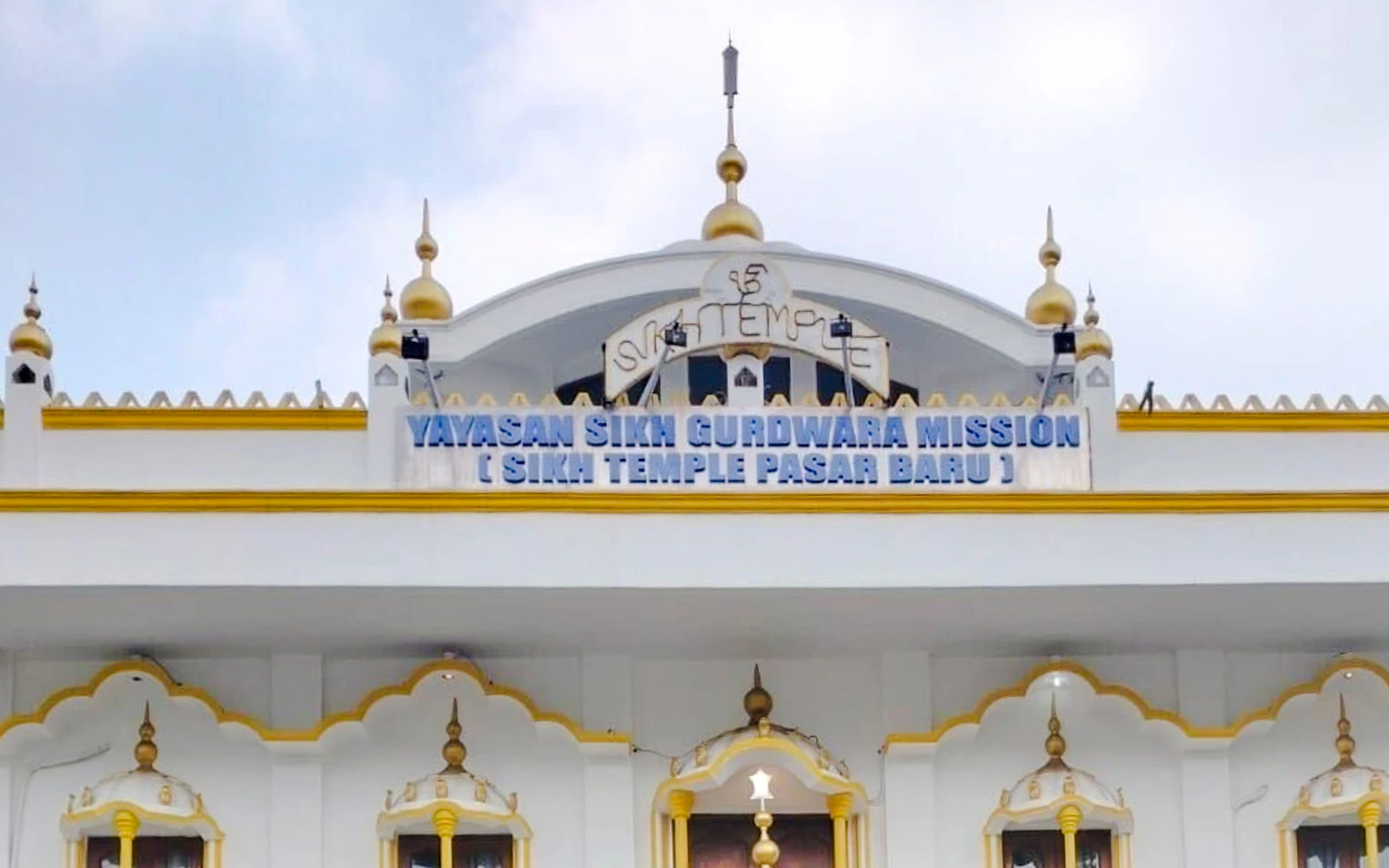 Jakarta Cultural and Heritage Guided City Tour with Hotel Pickup