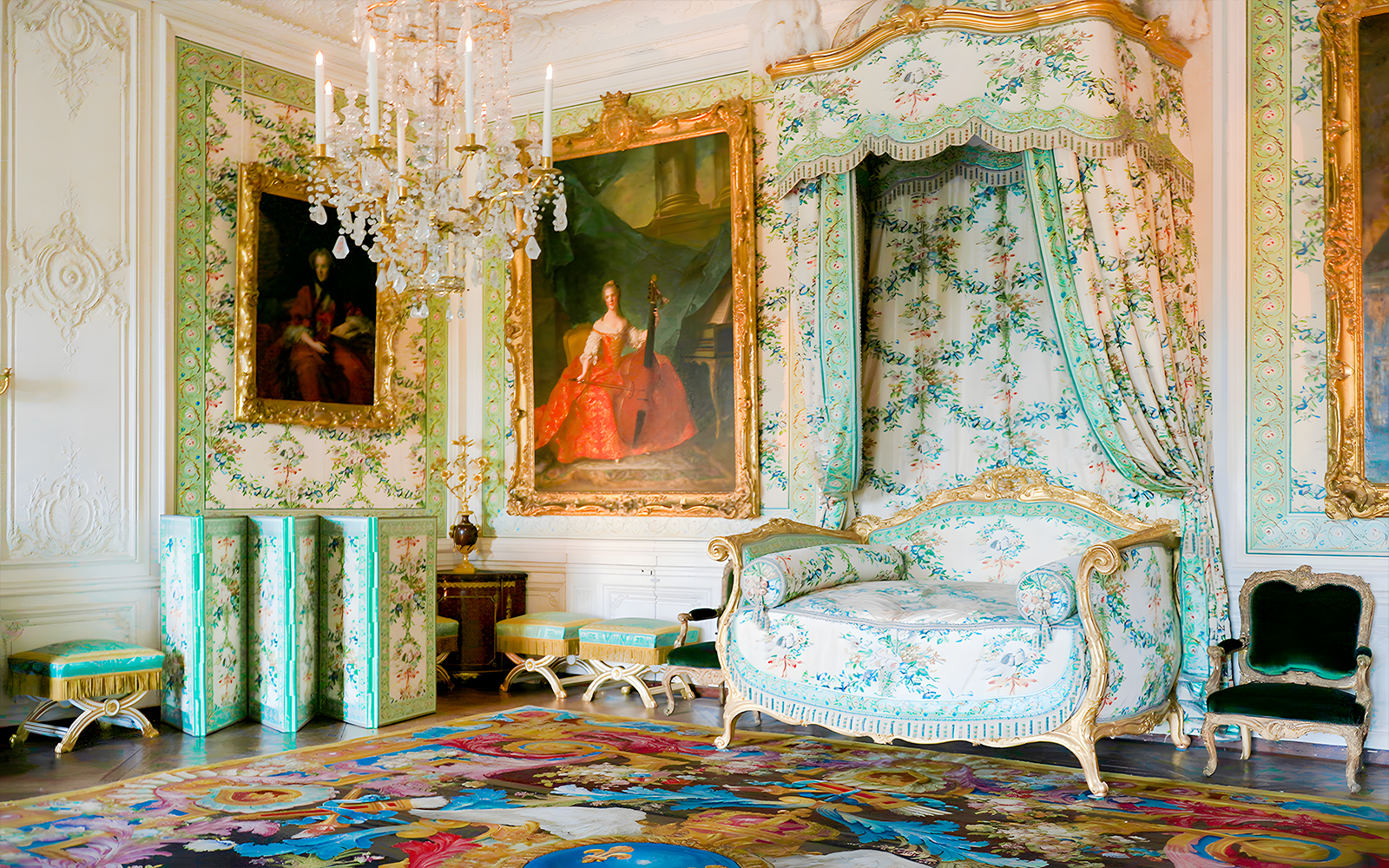 Madame Victoires room at Versailles with ornate furnishings and period decor.