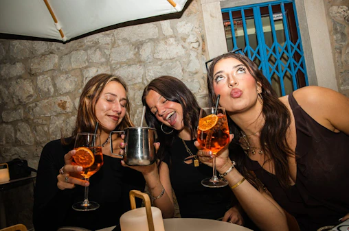 Split After Dark: Pub Crawl