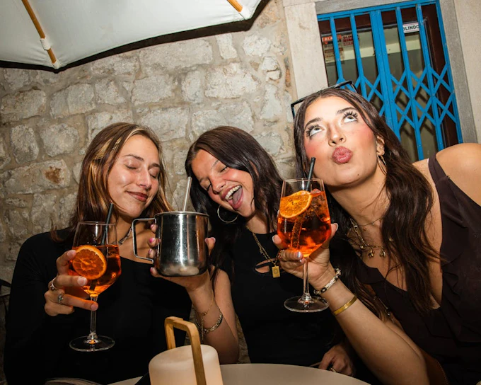Split After Dark: Pub Crawl