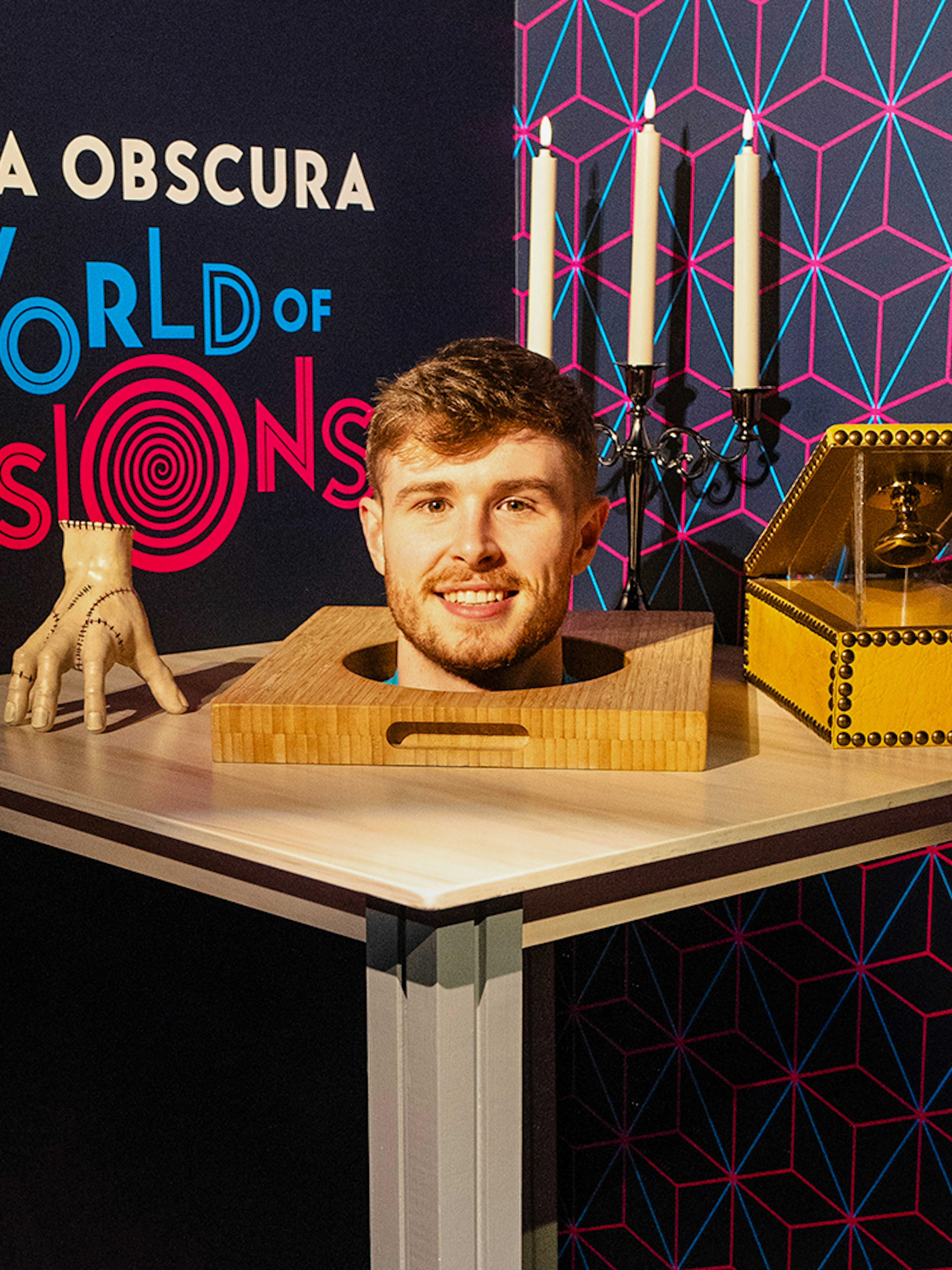 Severed head illusion at Camera Obscura & World of Illusions, Edinburgh exhibit.