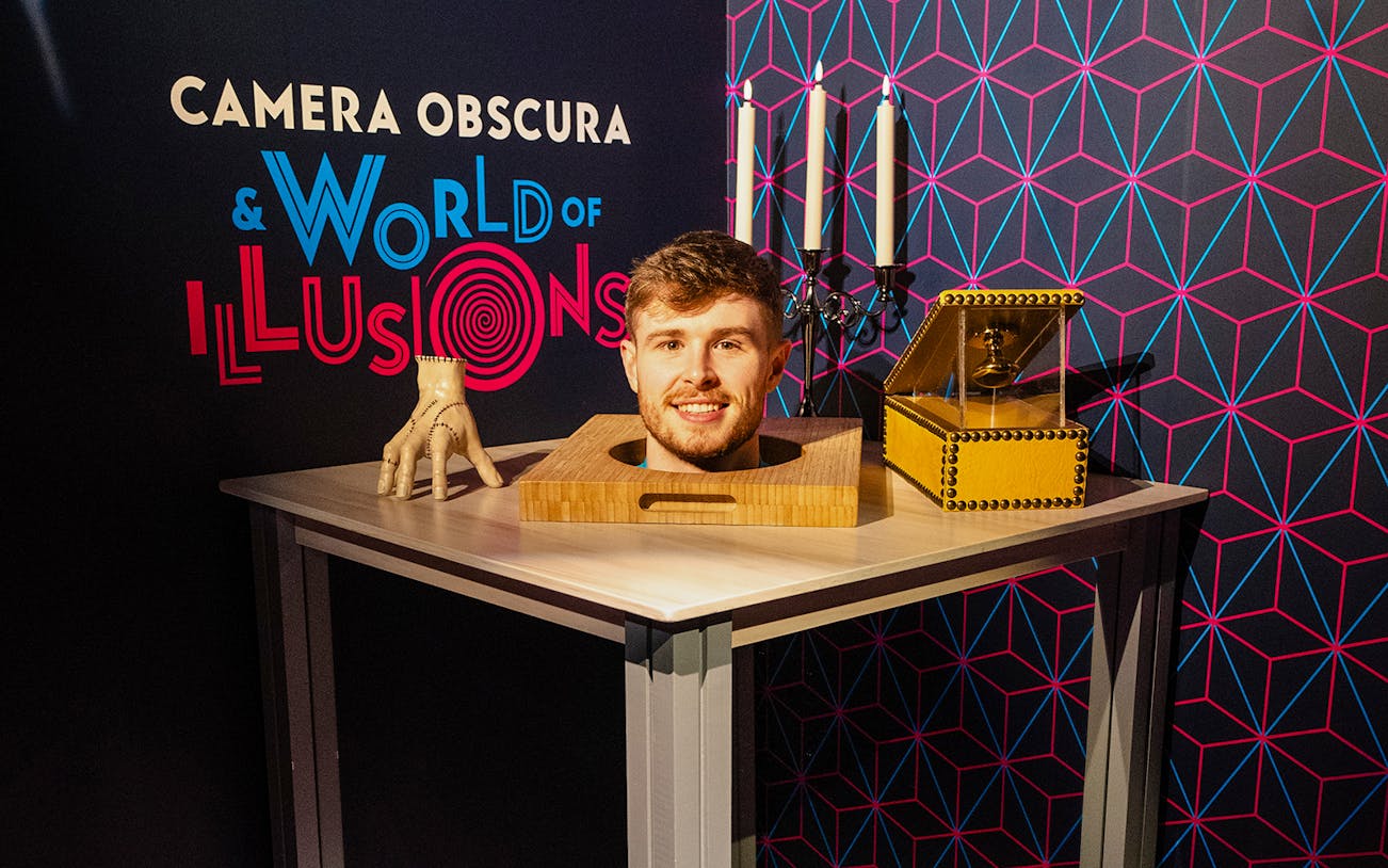 Severed head illusion at Camera Obscura & World of Illusions, Edinburgh exhibit.