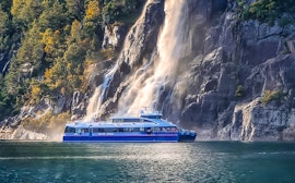 Chute d'eau de Hengjanefossen