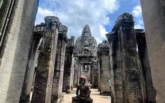 angkor temples small-group guided tour with french-speaking guide-4