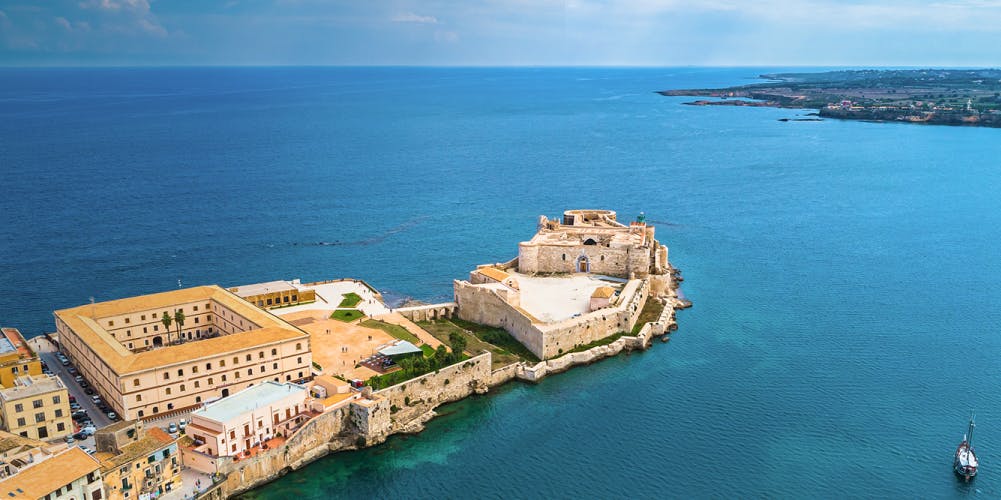 Descubra as melhores experiências em Siracusa