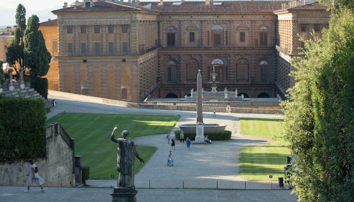 palazzo pitti tour timings