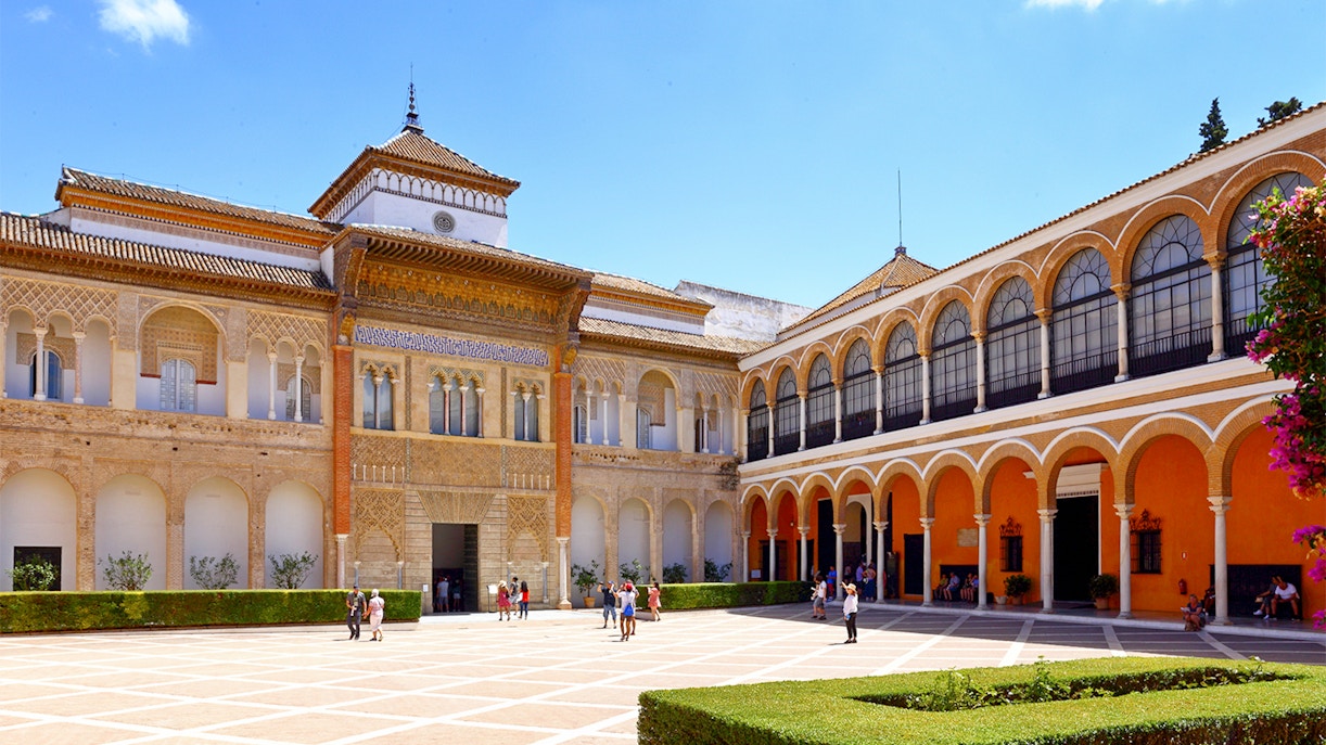 Why visit Alcazar of Seville