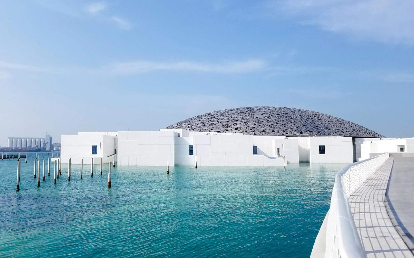 From Dubai: Abu Dhabi City Tour with Louvre Abu Dhabi Tickets