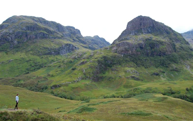 From Edinburgh: Loch Ness, Glen Coe, Cairngorms & Highlands Day Tour