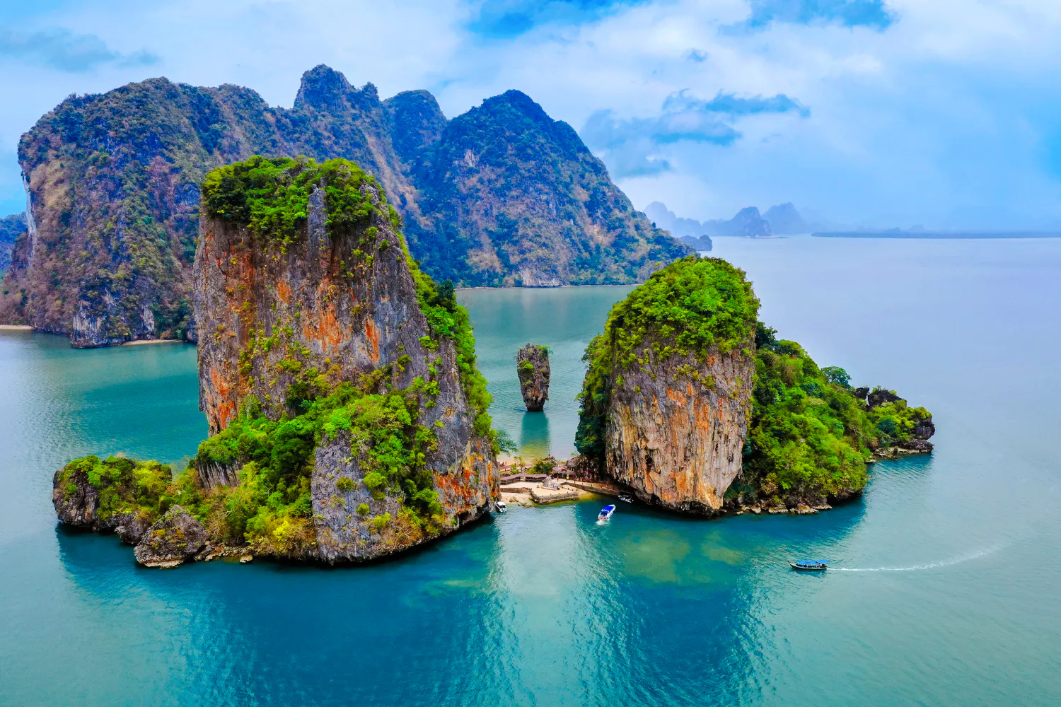 tagestour zur james-bond-insel mit einem großen boot ab phuket-1