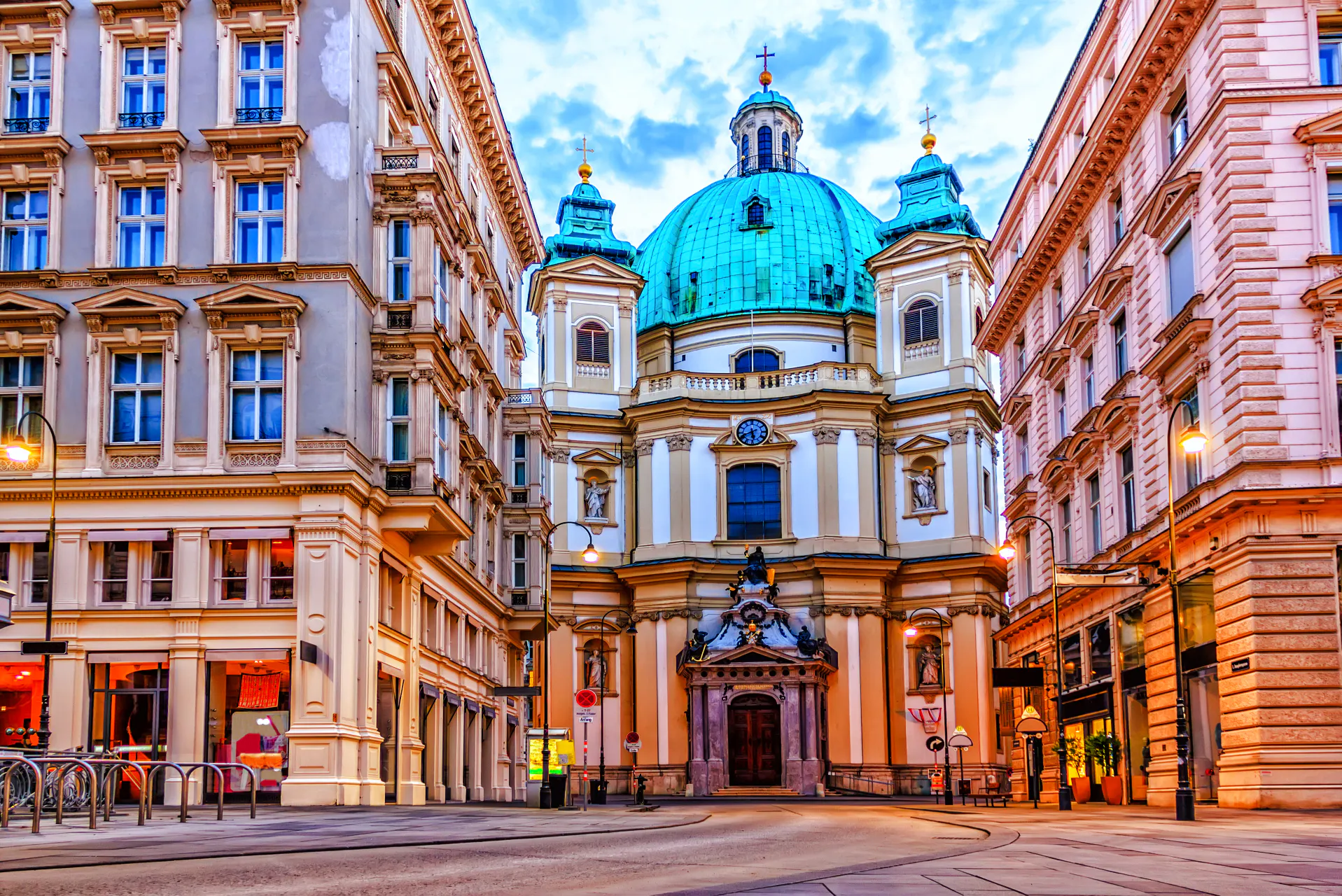 st. stephen's cathedral & vienna old town private walking tour-3