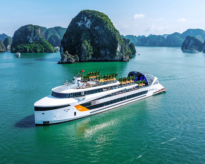 Ha Long Bay: 6-Star Day Cruise on a 4-Deck Entertainment Yacht & Gourmet Dining
