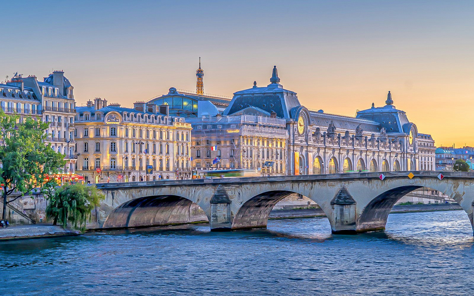 Seine River Cruise - The Alluring Orsay Museum