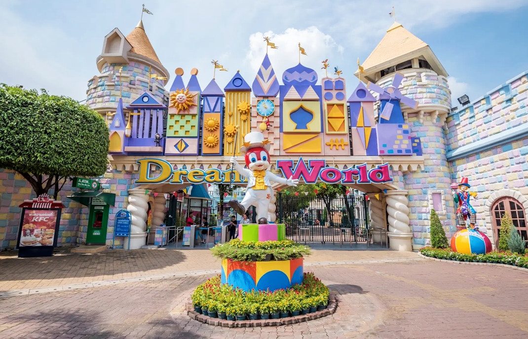 Giant house dream world bangkok