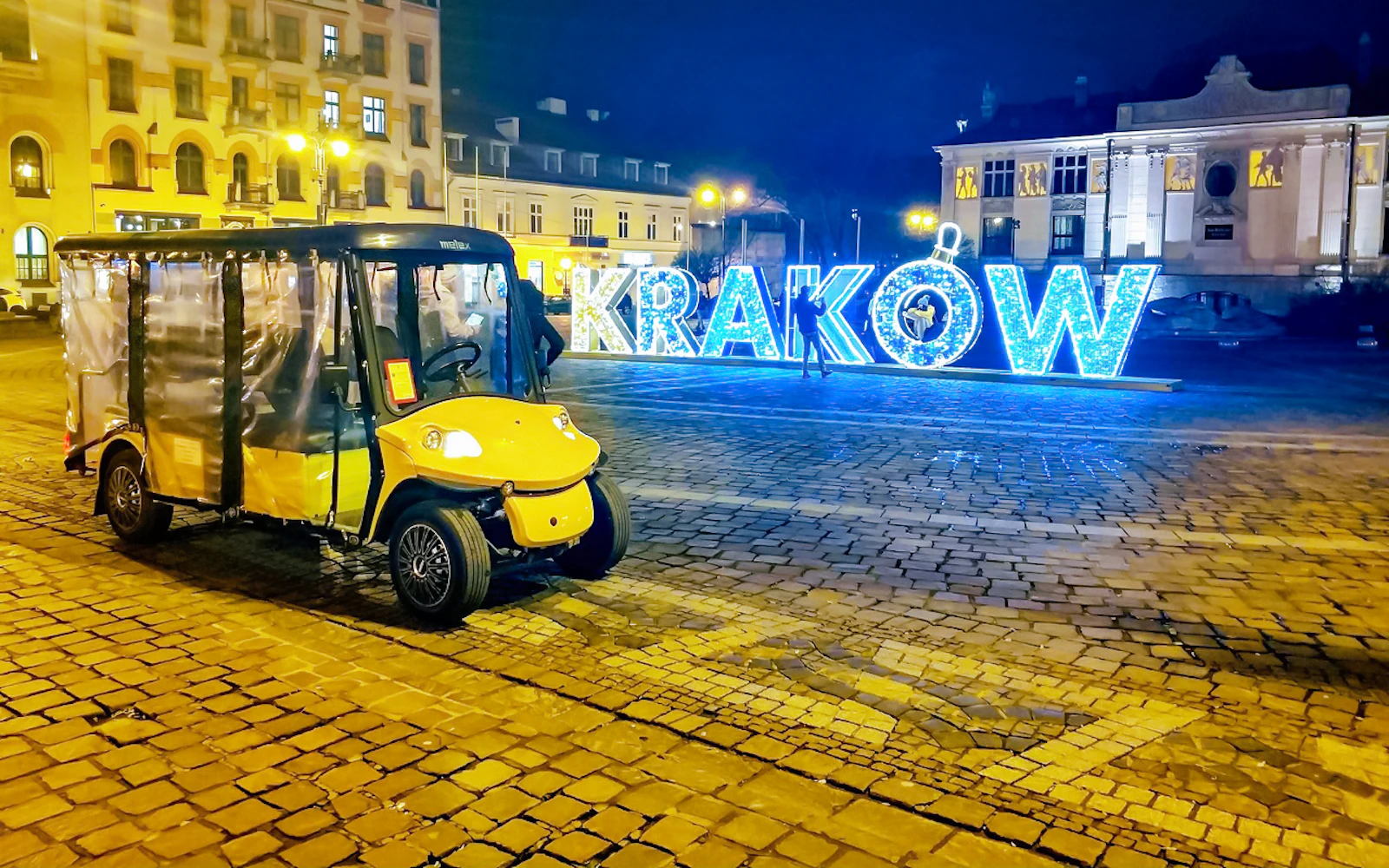 Krakow: Old Town by Golf Cart, Wawel Castle and Wieliczka Salt Mine Tour with Lunch (Product 56619)