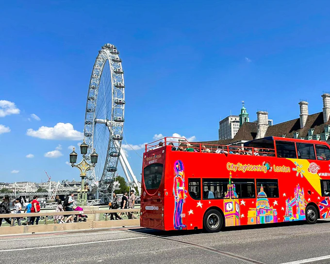 City Sightseeing: London Hop-on Hop-off Bus Tour with Optional Thames River Cruise