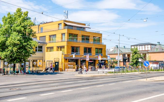 privater rundgang durch die stockholmer altstadt mit „abba – the museum“ – schnelleinlass-tickets ohne anstehen-2