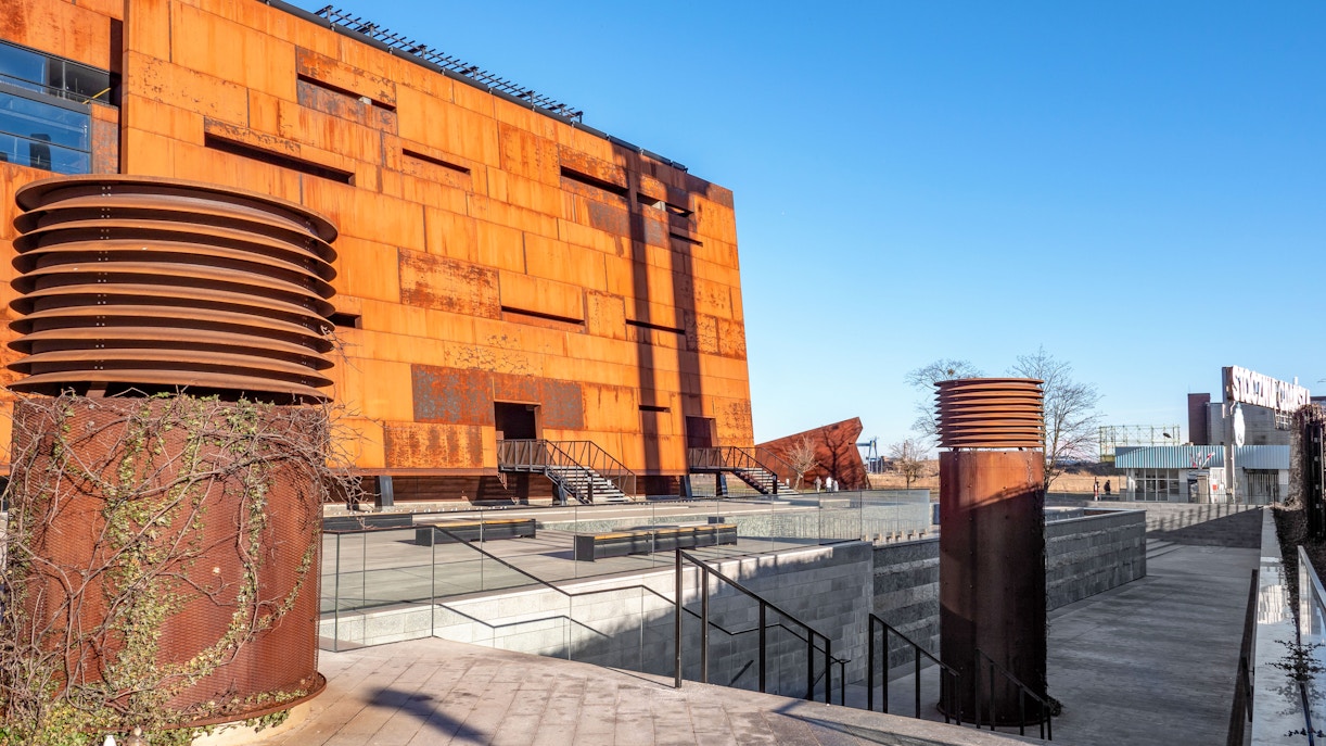 Exterior of European Solidarity Center