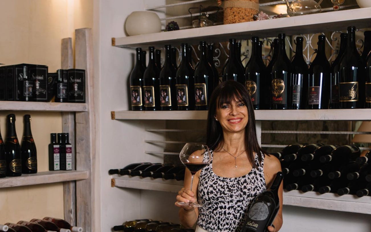 geführte tour durch das weingut gallura mit weinprobe von 3 lokalen weinen und sardischen häppchen in olbia-1