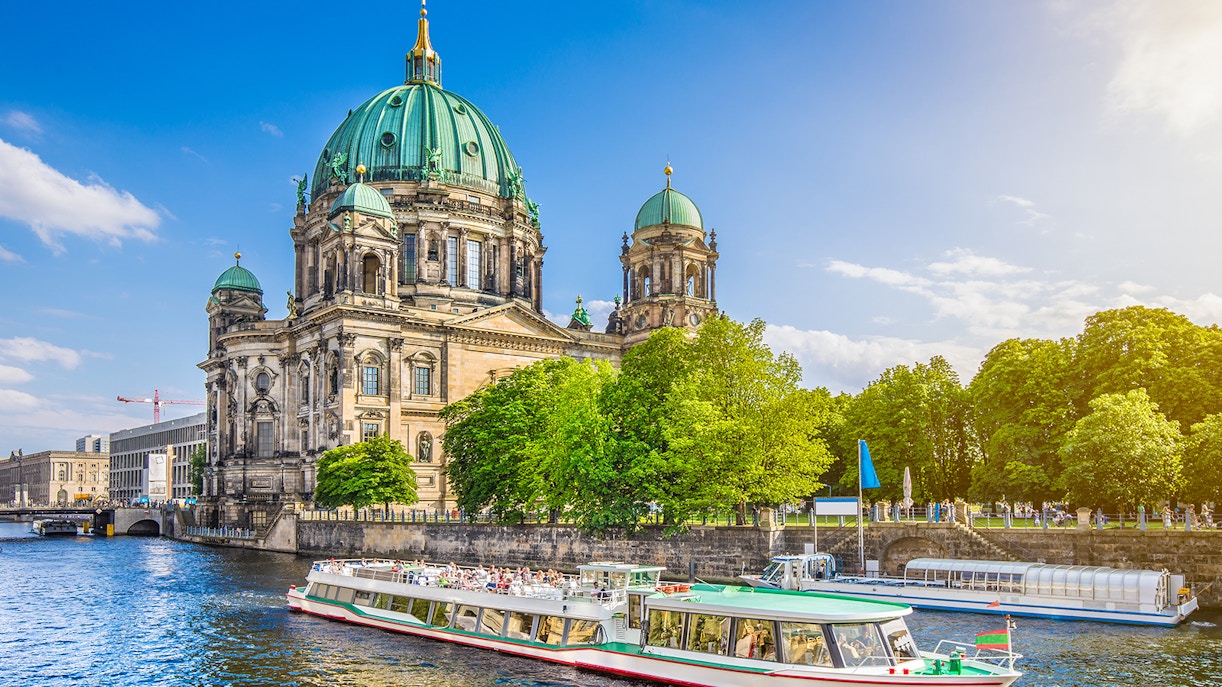 berlin boat tour