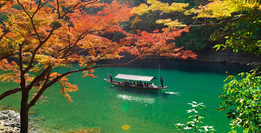 Boottocht op de Hozugawa rivier