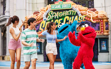 Sesame Street characters with visitors at Spaghetti Space Chase, Universal Studios Singapore.