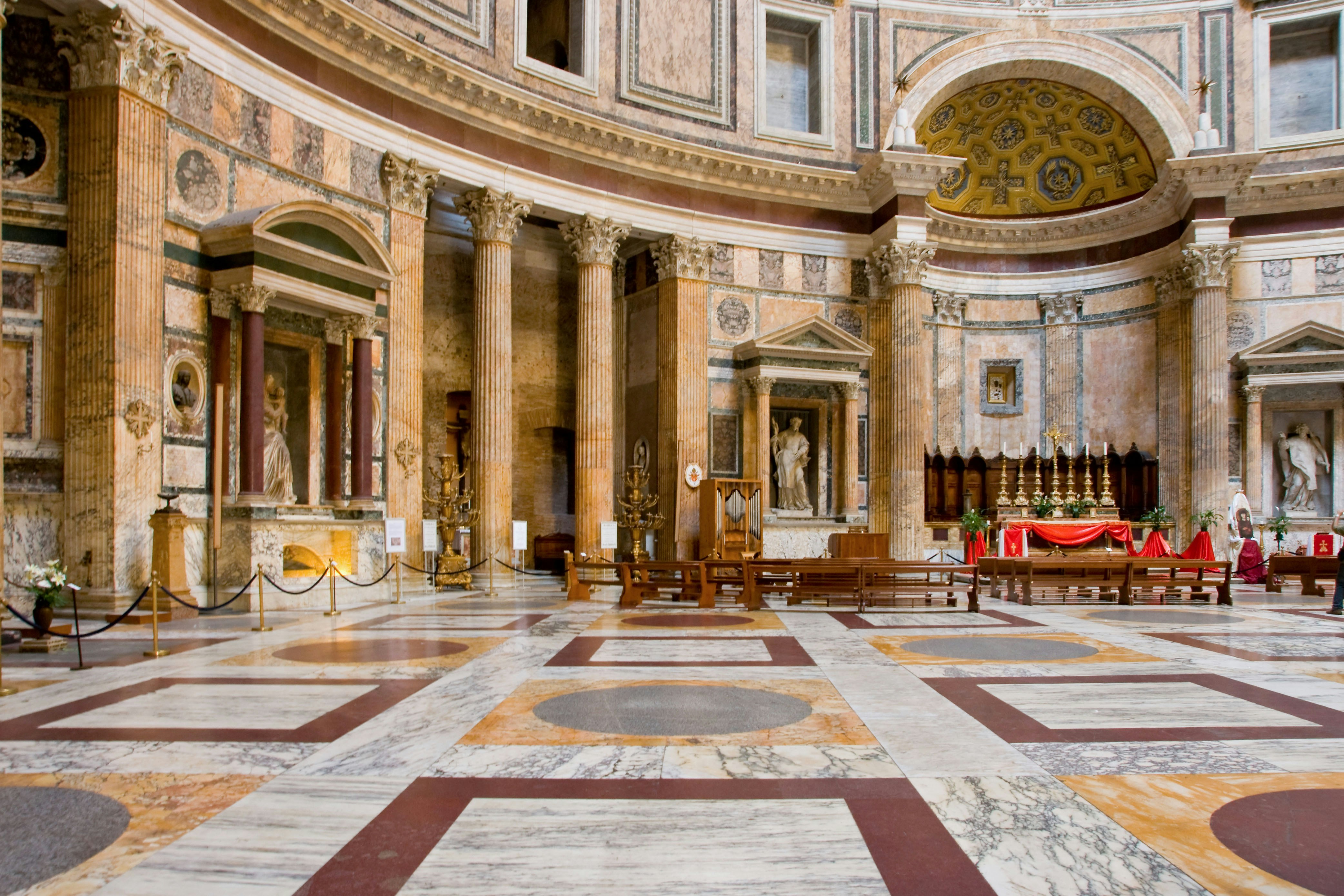 Rome Pantheon chapels