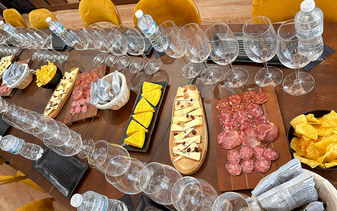 Málaga Andalusian Wine Tasting with 5 Wines and Local Bites