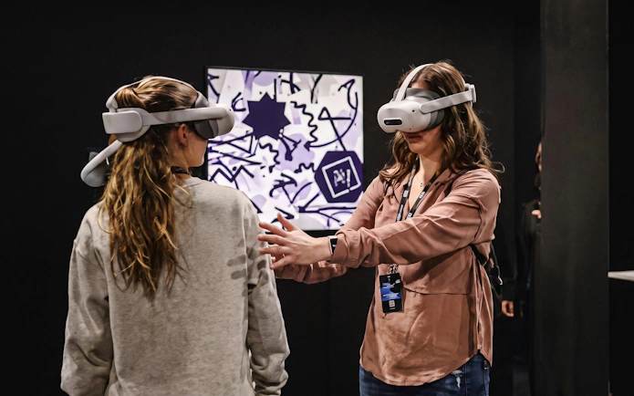 Visitors experiencing Titanic VR exhibit in Utrecht.