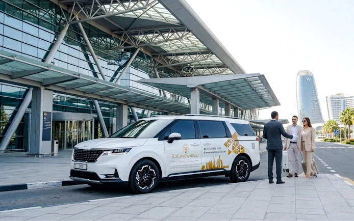 Abu Dhabi Layover City Tour with Airport Pickup and Sheikh Zayed Grand Mosque Entry