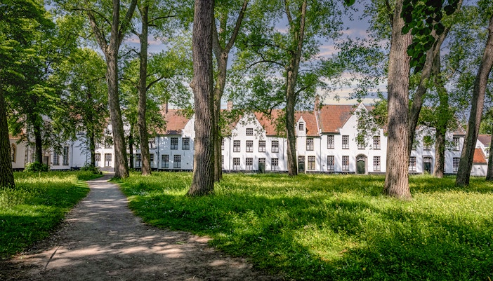 paris to bruges day trip