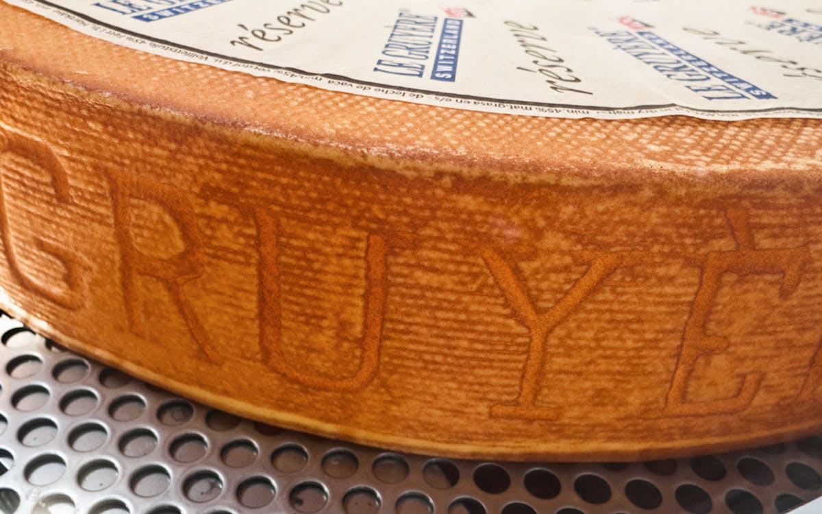 full-day guided tour of gruyères medieval village with chocolate tasting-4 full-day guided tour of gruyères medieval village with chocolate tasting-4